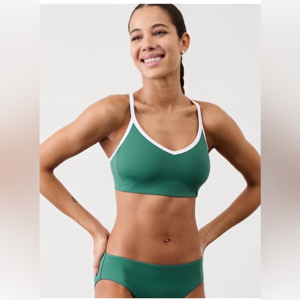 NWT-Athleta Seabreeze Bikini Top, Large A-C - Picture 1 of 5